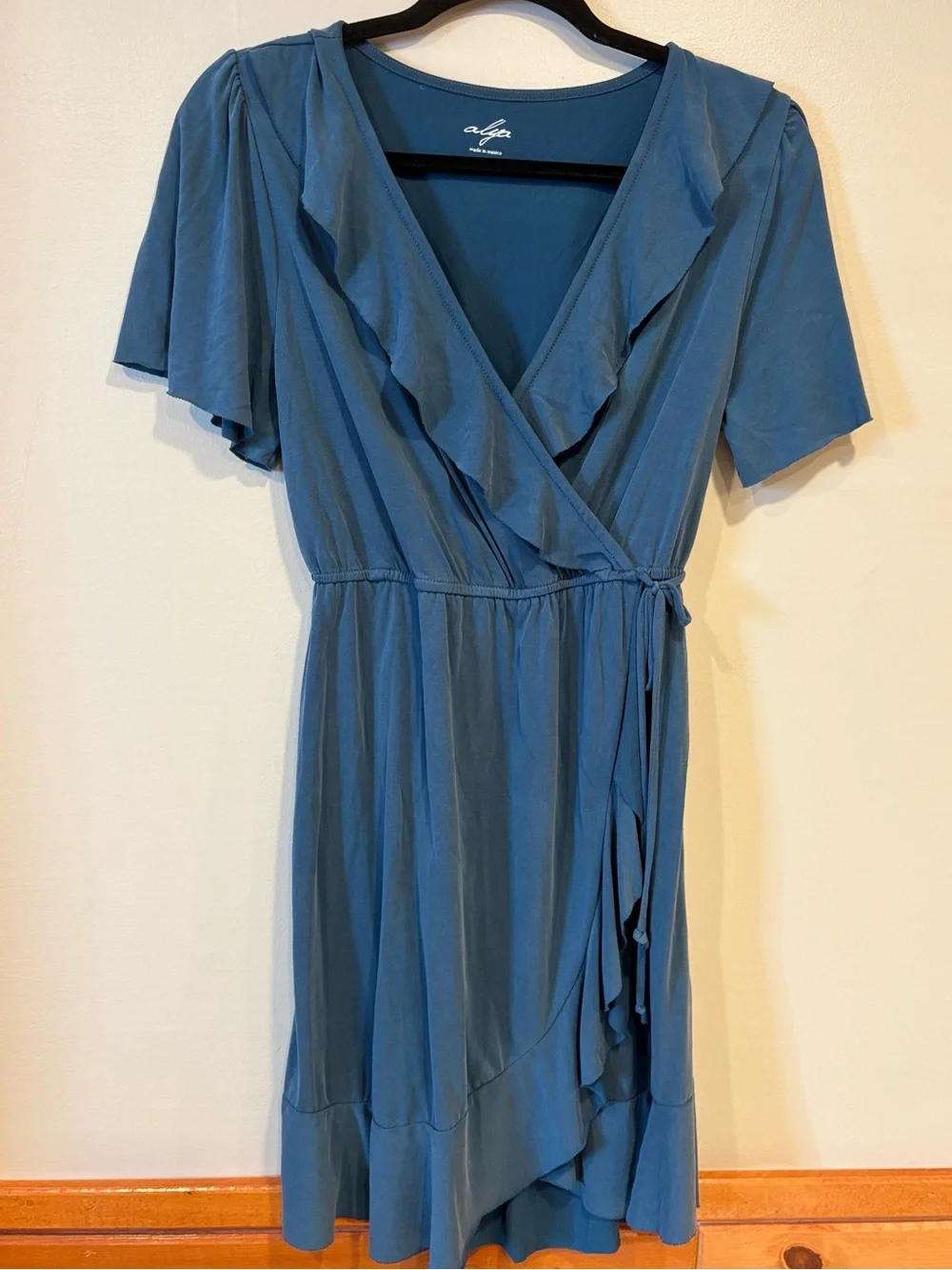 Francesca's Collection Ayla Blue Ruffle Wrap Mini Flutter Dress Women's Small